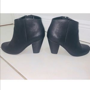 Cityclassified boots in good condition! Size 7.5!